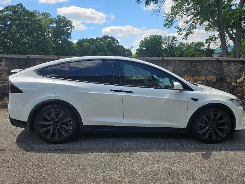 Used 2023 Tesla Model X AWD/4WD image 10