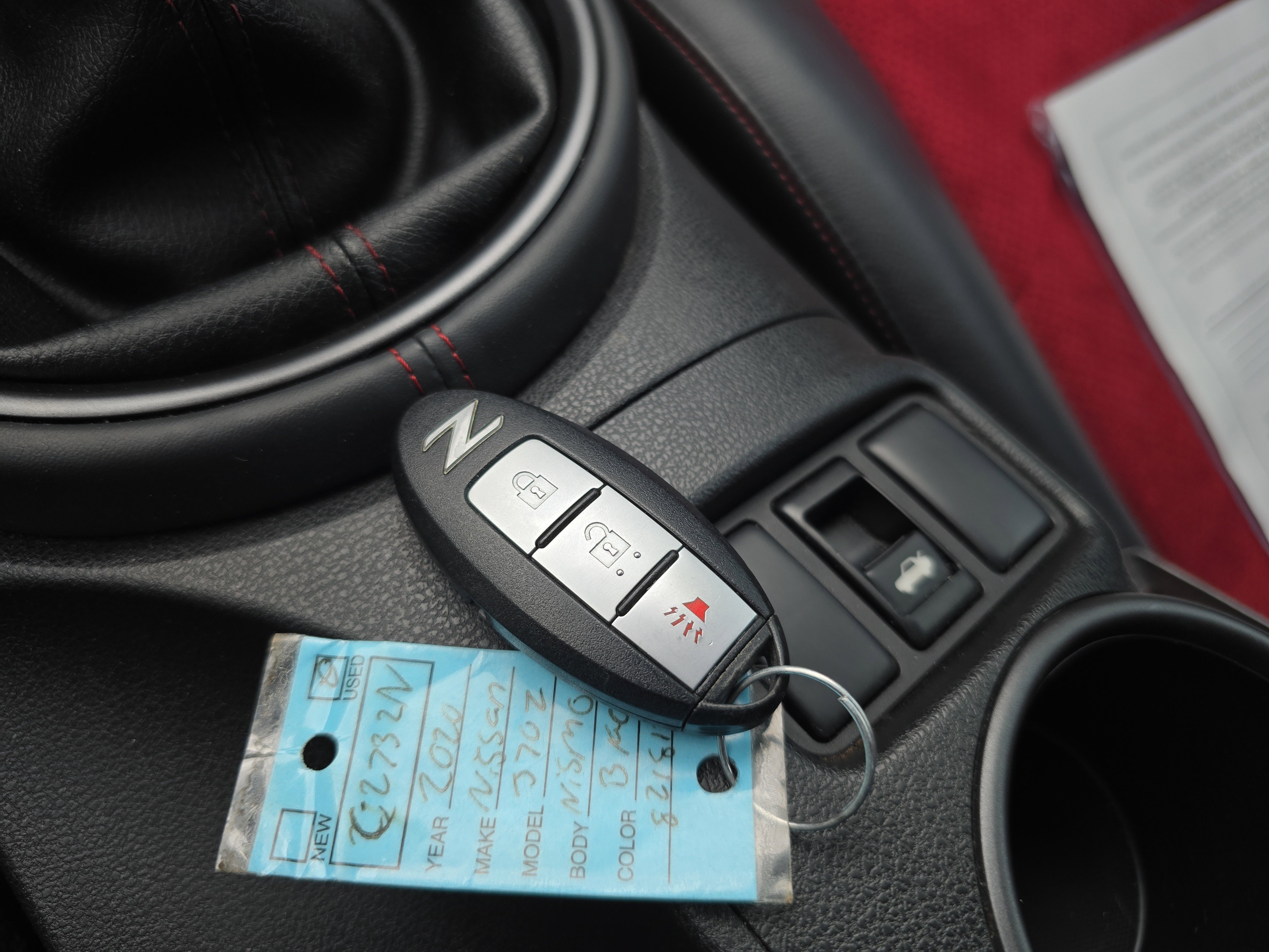 Used 2020 Nissan 370Z NISMO image 34