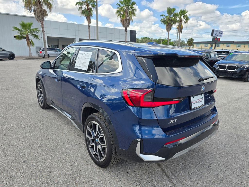 Used 2025 BMW X1 xDrive28i image 4