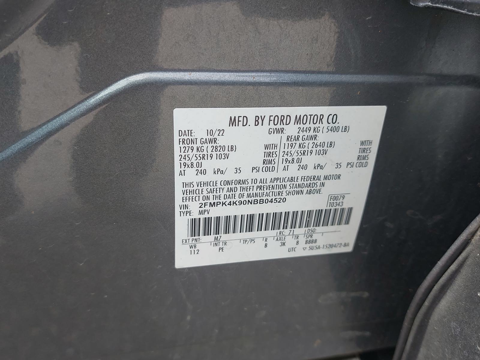 Used 2022 Ford Edge Titanium w/ Equipment Group 301A AWD/4WD image 34