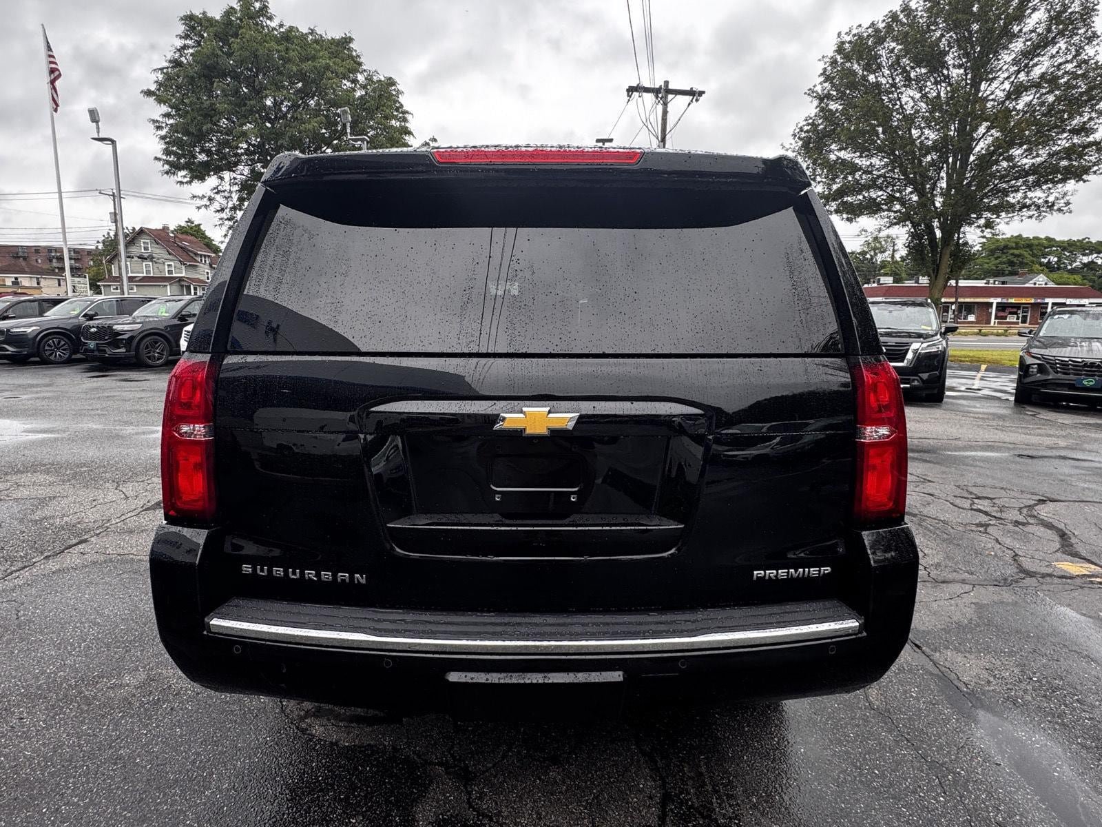 Certified 2020 Chevrolet Suburban Premier AWD/4WD image 6