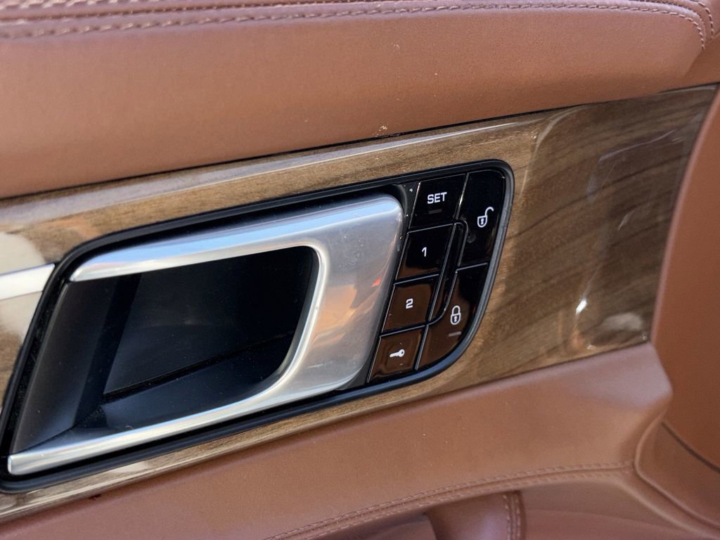 Used 2018 Porsche Panamera Turbo w/ Premium Package Plus image 22