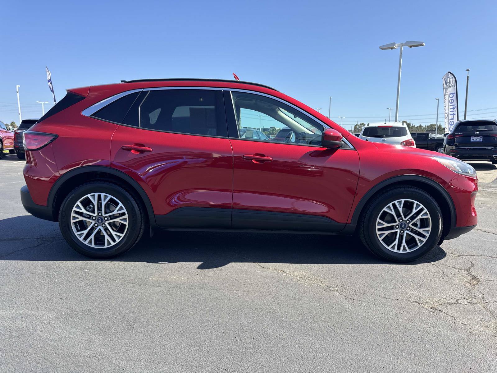 Used 2020 Ford Escape SEL FWD image 6