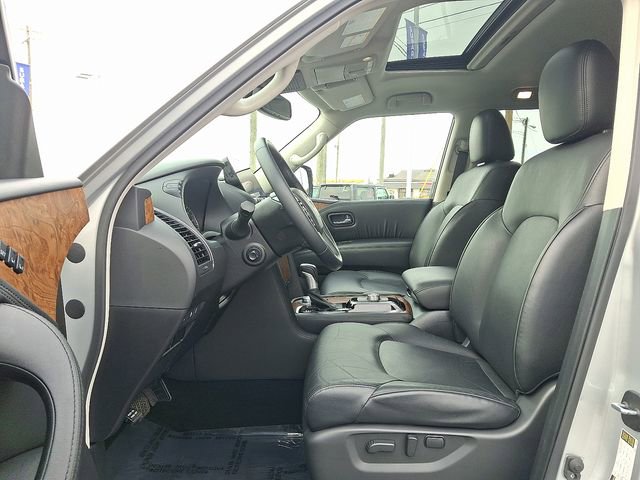 Used 2024 Nissan Armada SL w/ Captain's Chairs Package image 13