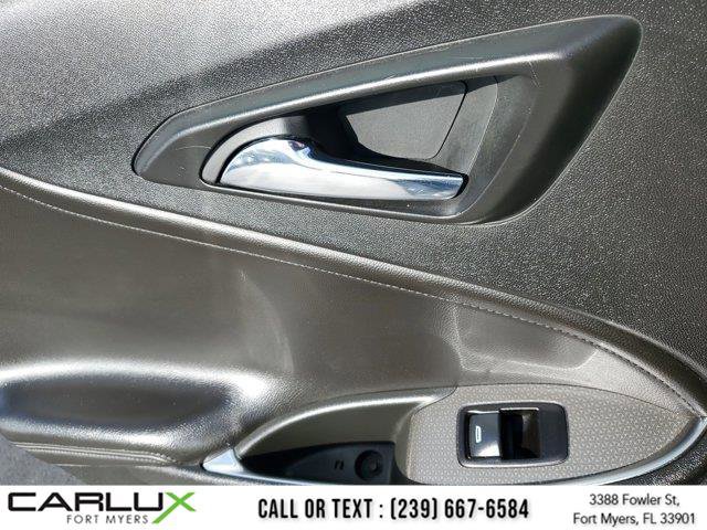Used 2020 Chevrolet Malibu LT w/ Leather Package FWD image 16