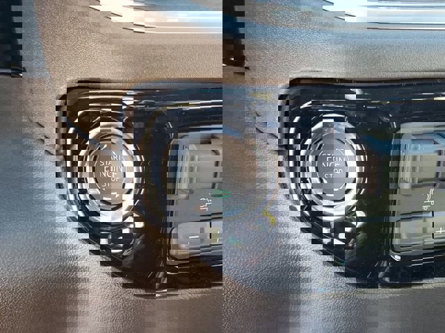 New 2026 GMC Sierra 1500 SLT image 27