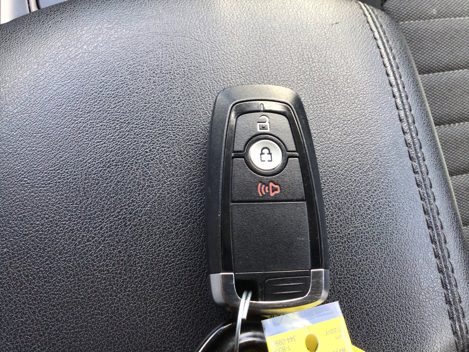 Used 2021 Ford Edge SE FWD image 28