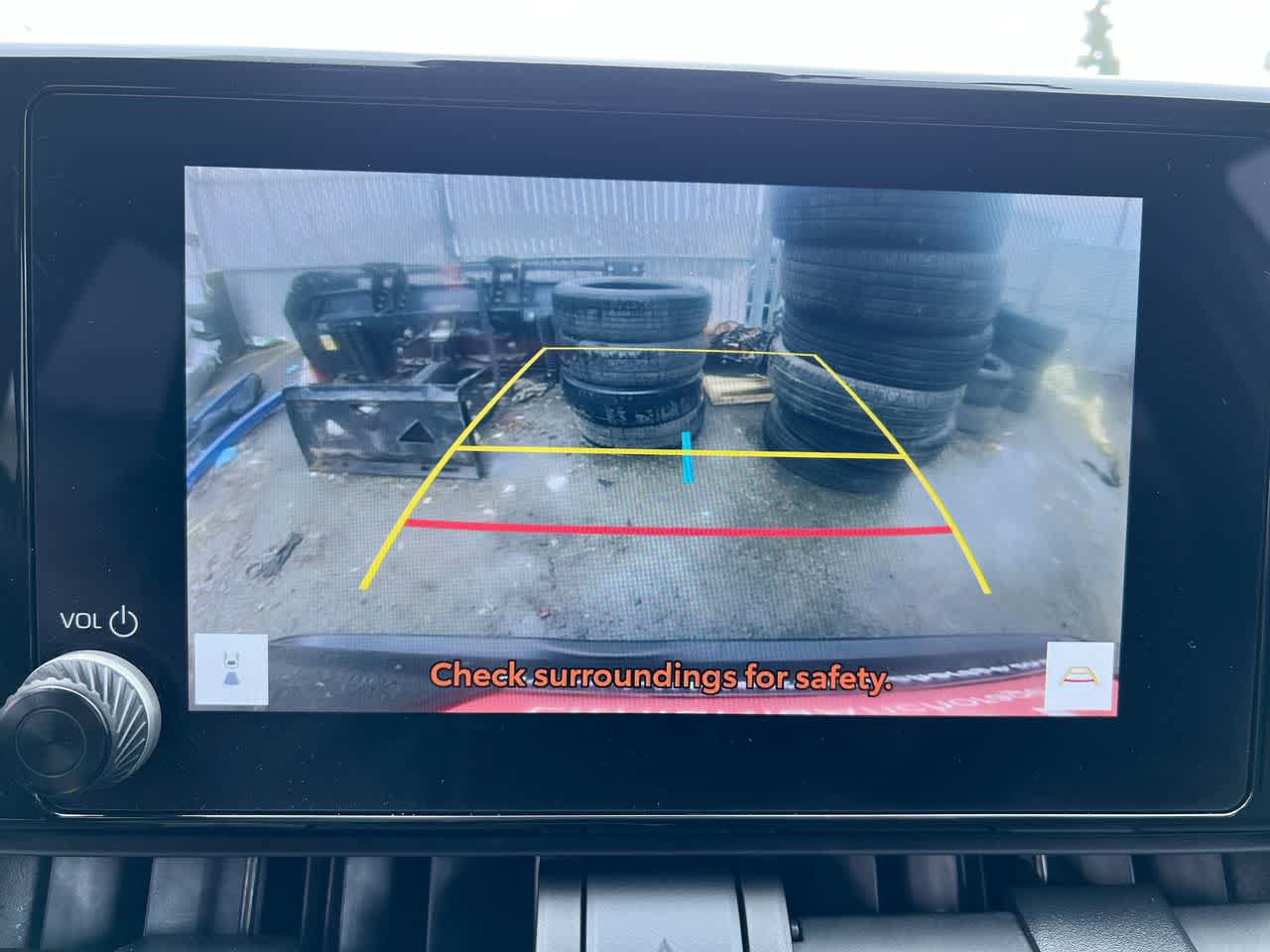 Used 2024 Toyota RAV4 LE AWD/4WD image 17