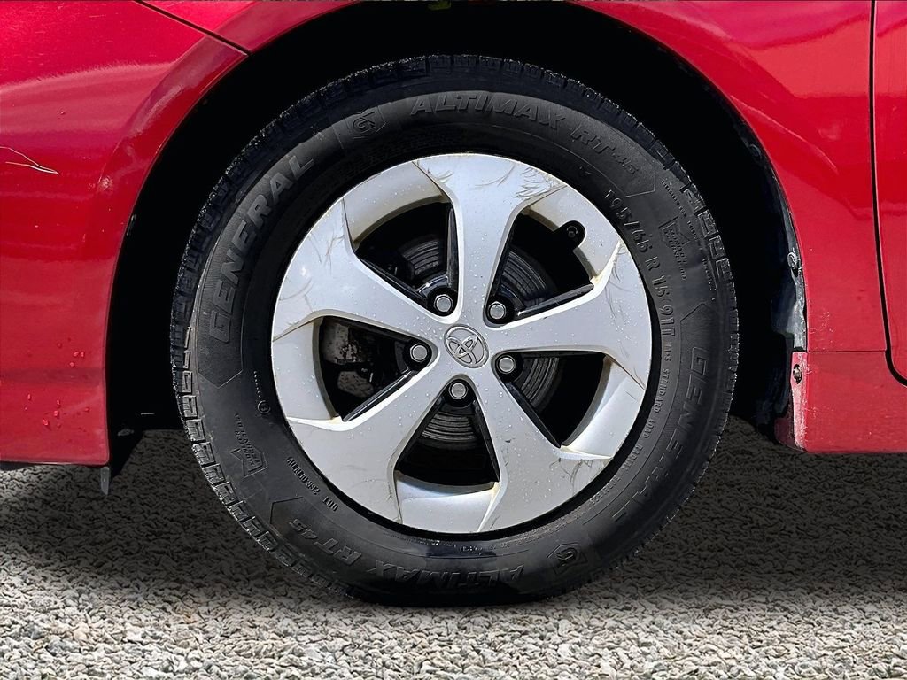 Used 2015 Toyota Prius Three image 8