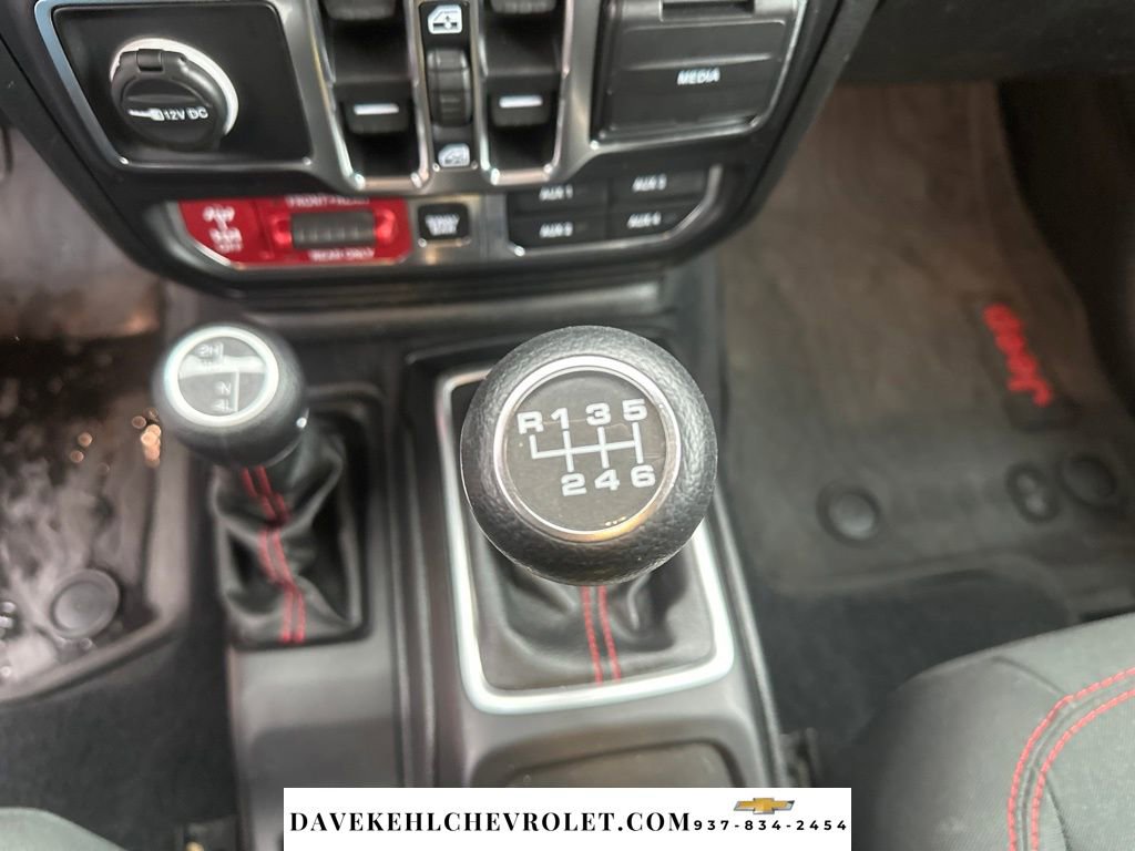 Used 2019 Jeep Wrangler Unlimited Rubicon w/ Dual Top Group image 14