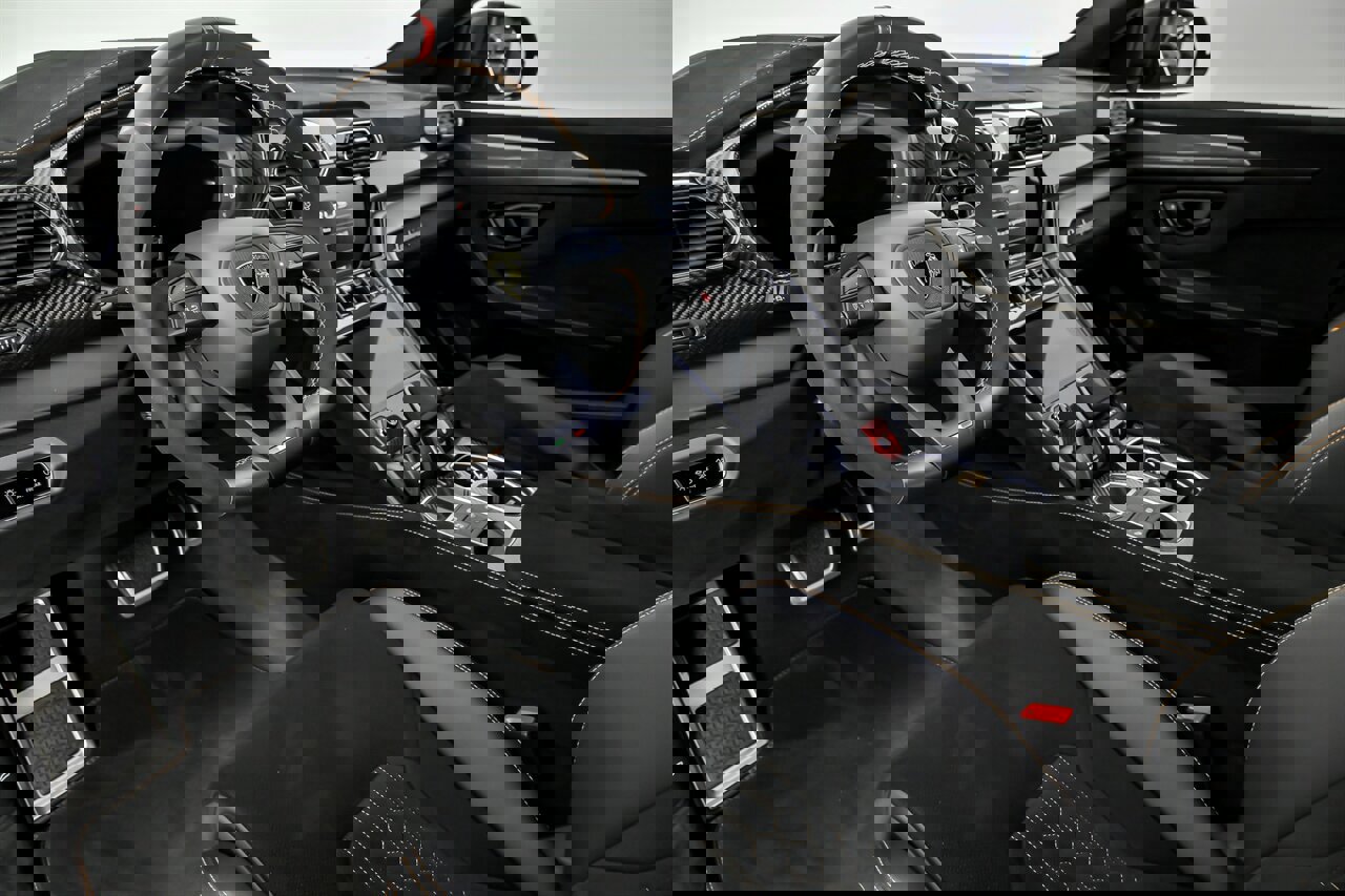 Used 2023 Lamborghini Urus Performante image 25