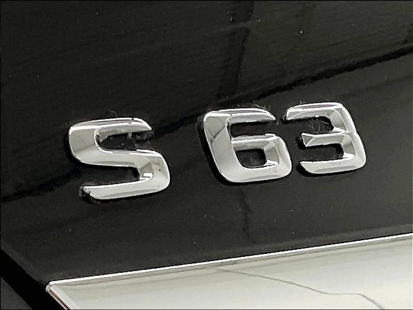 Used 2016 Mercedes-Benz S 63 AMG 4MATIC Sedan w/ Driver Assistance Package image 34