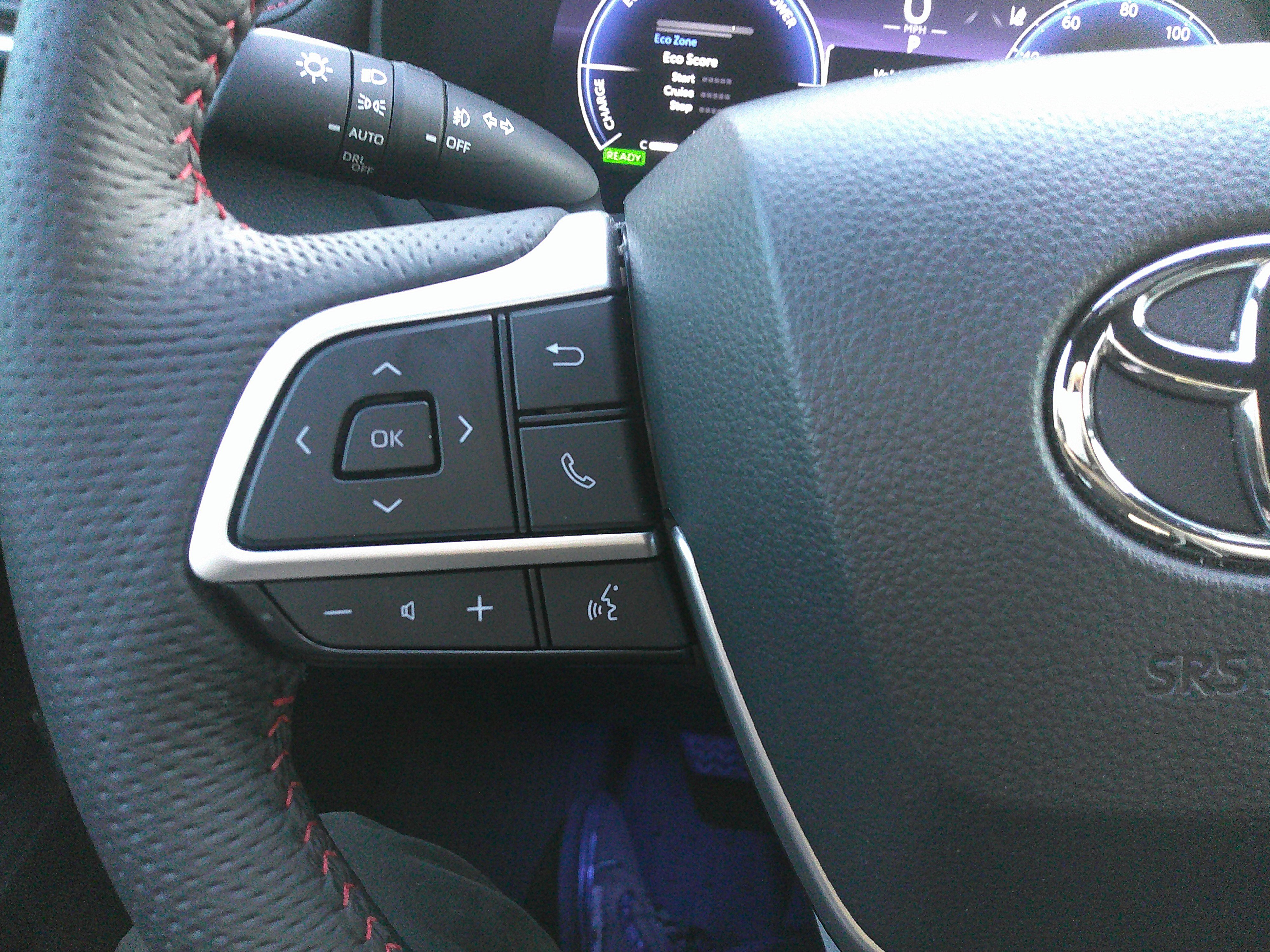 Used 2025 Toyota Sienna XSE w/ XSE Plus Package image 20