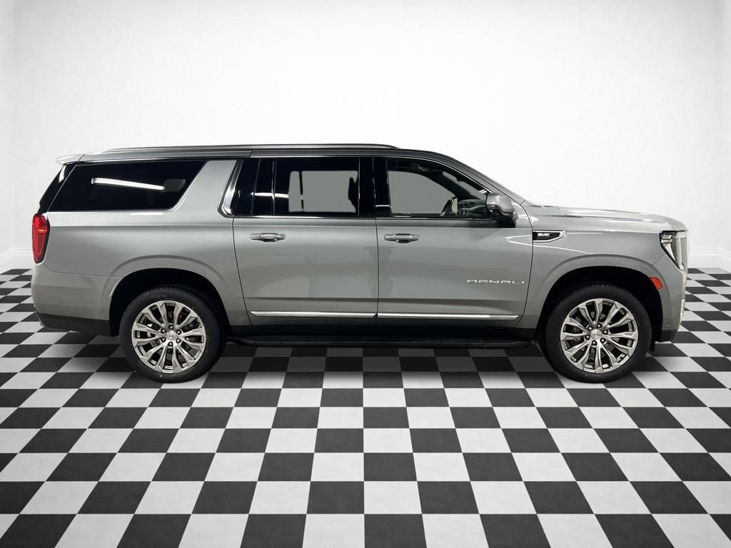 Certified 2023 GMC Yukon XL Denali w/ Advanced Technology Package image 2