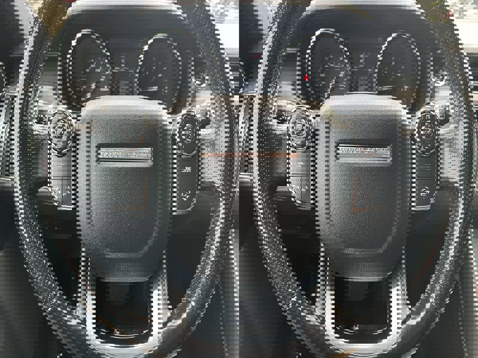 Used 2017 Land Rover Range Rover Sport SE image 10