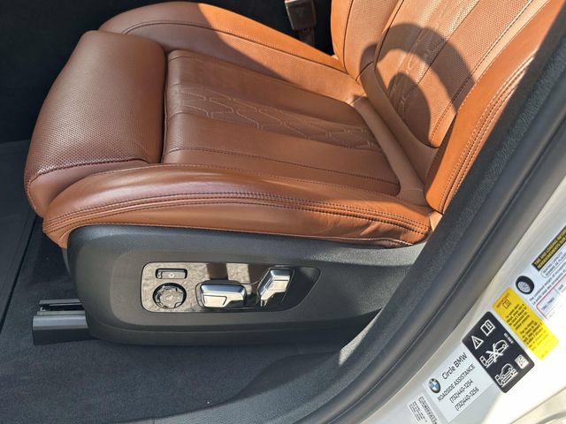 Used 2023 BMW X6 M50i w/ Executive Package AWD/4WD image 28