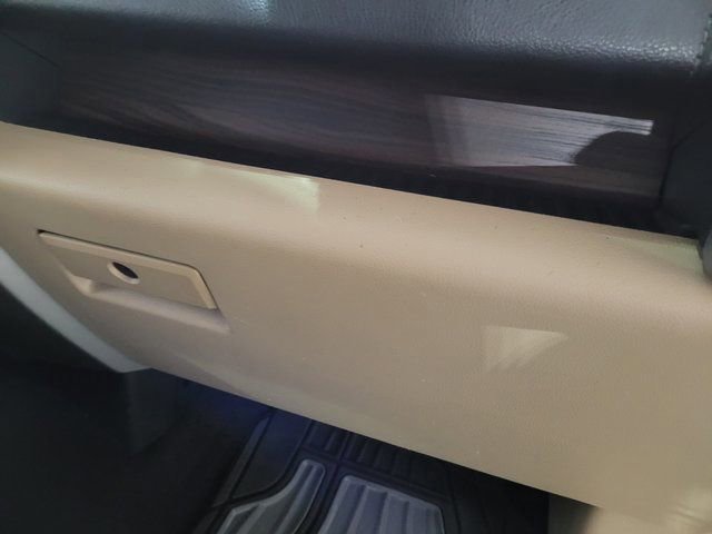 Used 2015 Ford F150 Lariat w/ Max Trailer Tow Package image 62