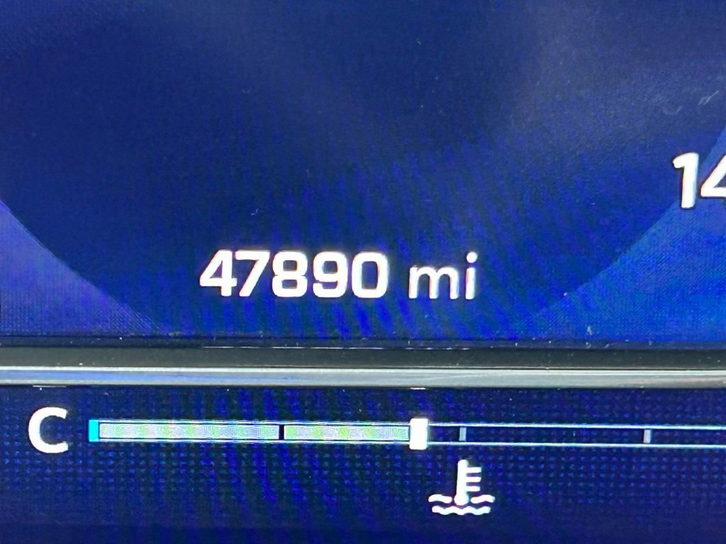 Used 2025 Chevrolet Silverado 1500 LT image 30