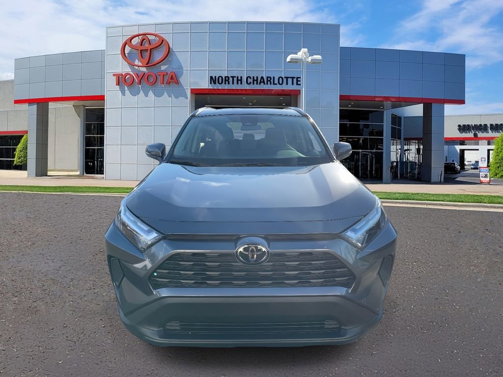 Used 2024 Toyota RAV4 XLE w/ Convenience Package image 5