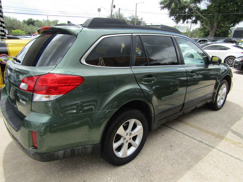 Used 2014 Subaru Outback 2.5i Limited AWD/4WD image 4