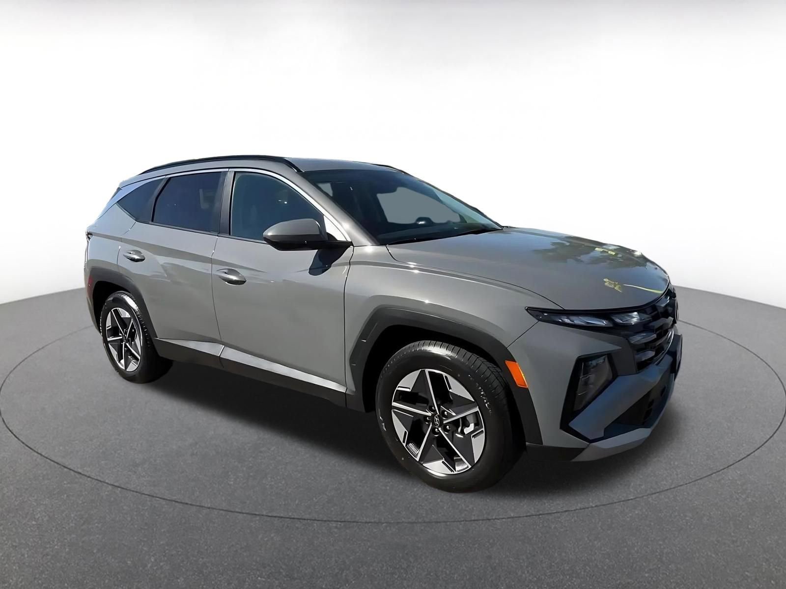 Used 2025 Hyundai Tucson SEL image 2