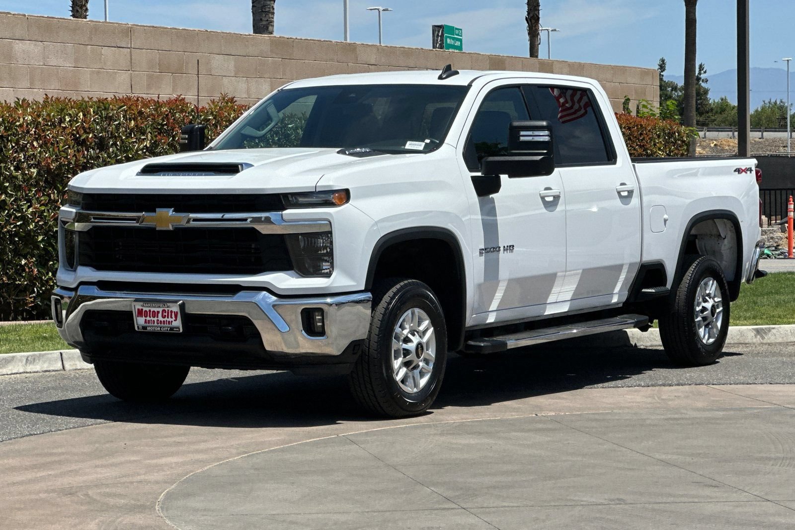 Certified 2025 Chevrolet Silverado 2500 LT w/ Convenience Package AWD/4WD image 8
