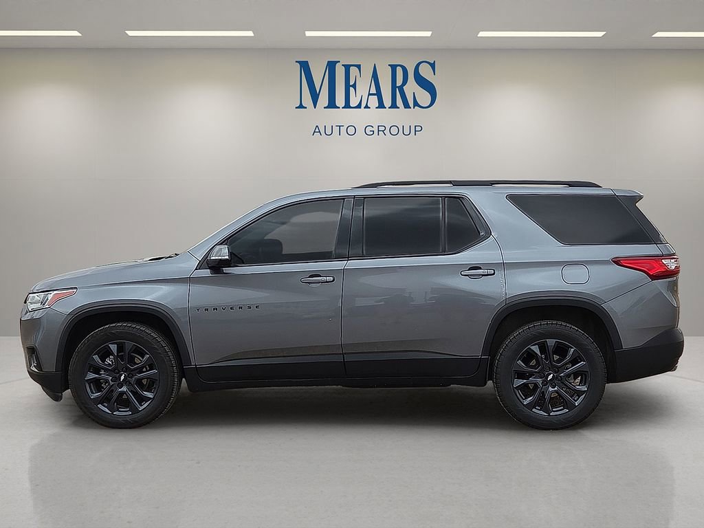 Used 2021 Chevrolet Traverse RS image 2