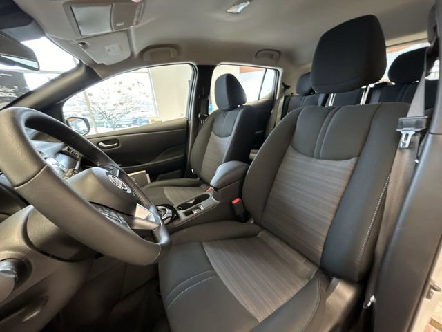 Used 2024 Nissan Leaf SV Plus image 11