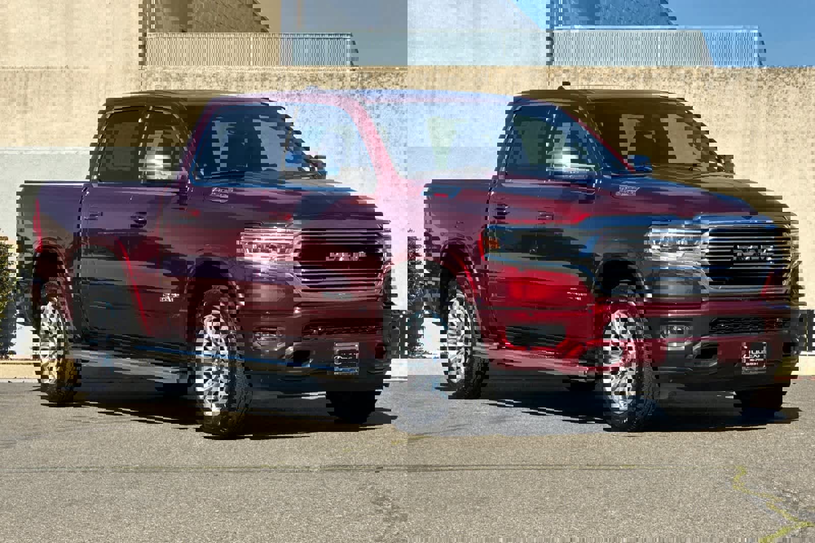 Used 2023 RAM 1500 Limited w/ Body Color Bumper Group image 5