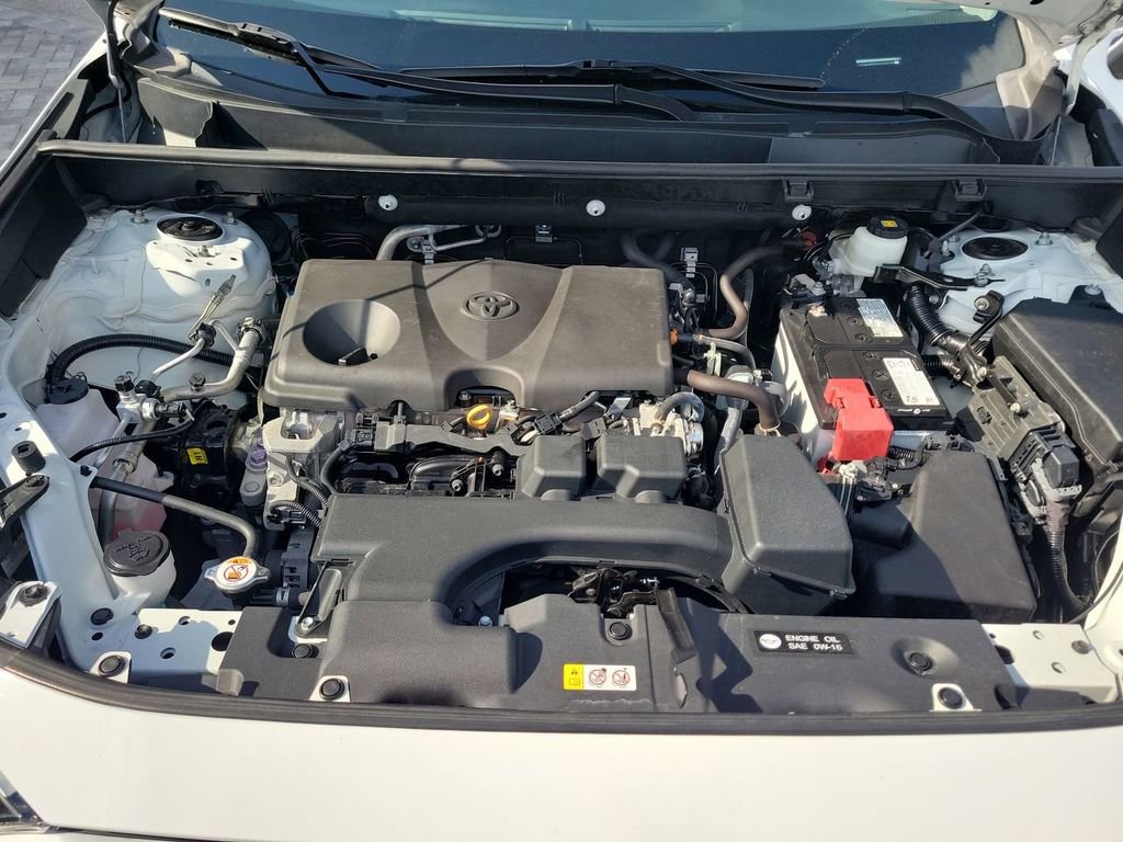 Used 2023 Toyota RAV4 XLE w/ Convenience Package image 30