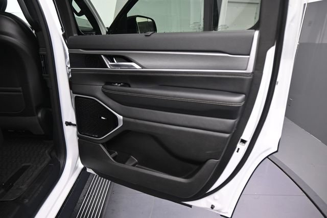 New 2026 Jeep Grand Wagoneer Limited AWD/4WD image 22
