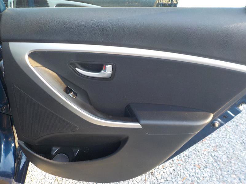 Used 2016 Hyundai Elantra GT FWD image 22