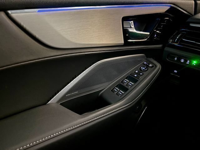 New 2026 Acura MDX w/ Technology Package FWD image 16