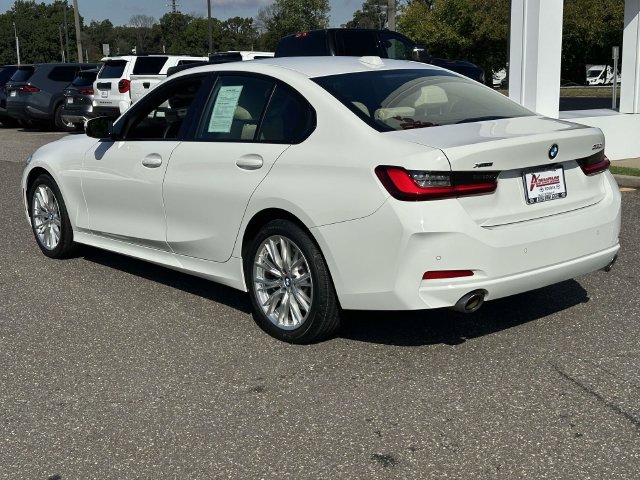 Used 2023 BMW 330i xDrive Sedan w/ Premium Package AWD/4WD image 10