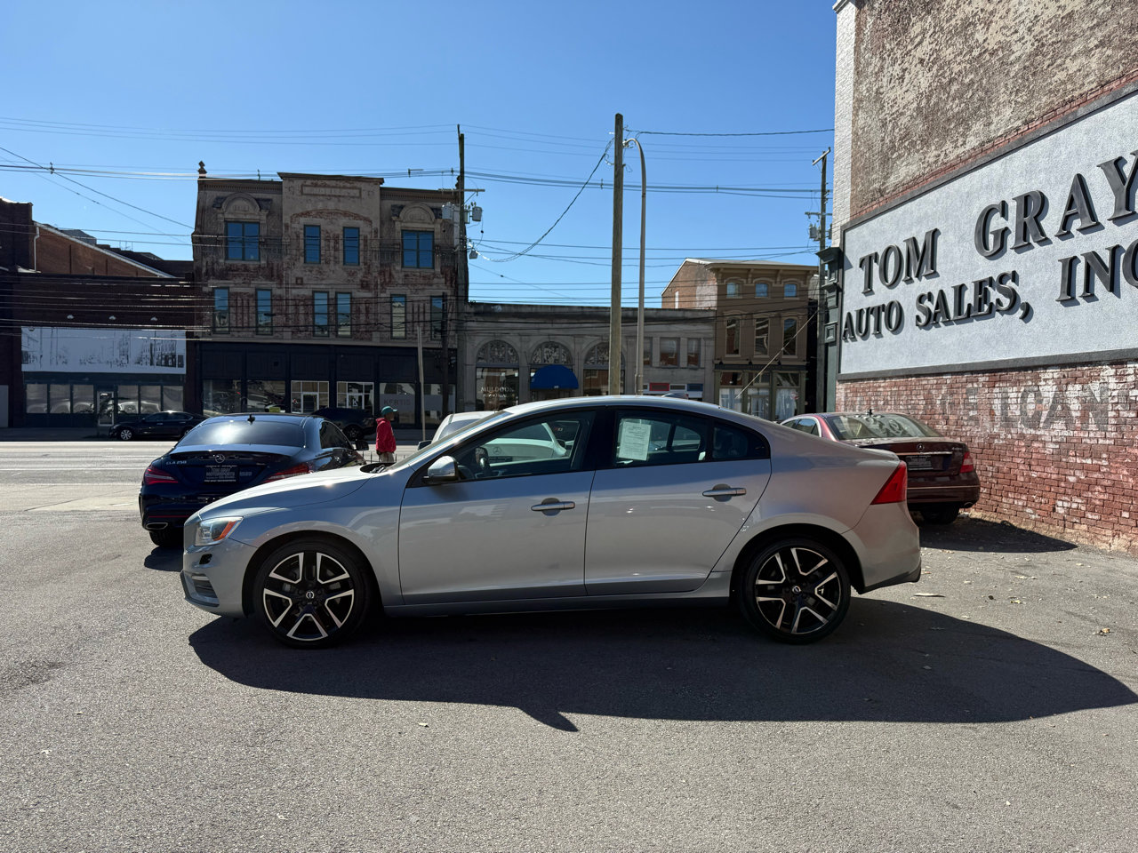 Used 2017 Volvo S60 T5 Dynamic w/ Vision Package image 5