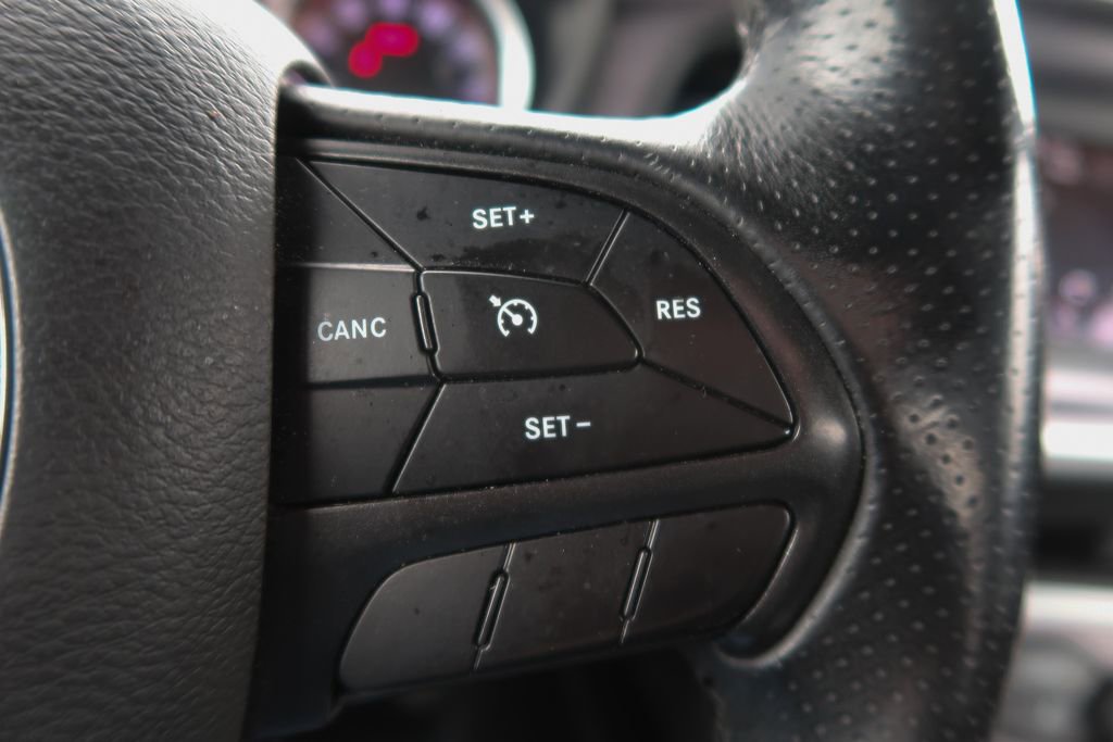 Used 2018 Dodge Challenger R/T image 26