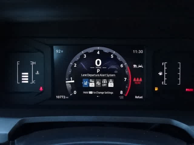Certified 2025 Toyota Tacoma SR5 AWD/4WD image 25