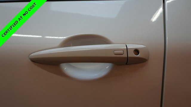 Used 2022 Nissan Rogue SV w/ SV Premium Package image 77