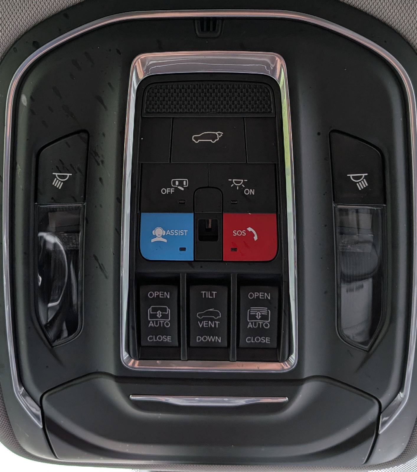 Used 2021 Jeep Grand Cherokee L Limited w/ Luxury Tech Group II AWD/4WD image 21