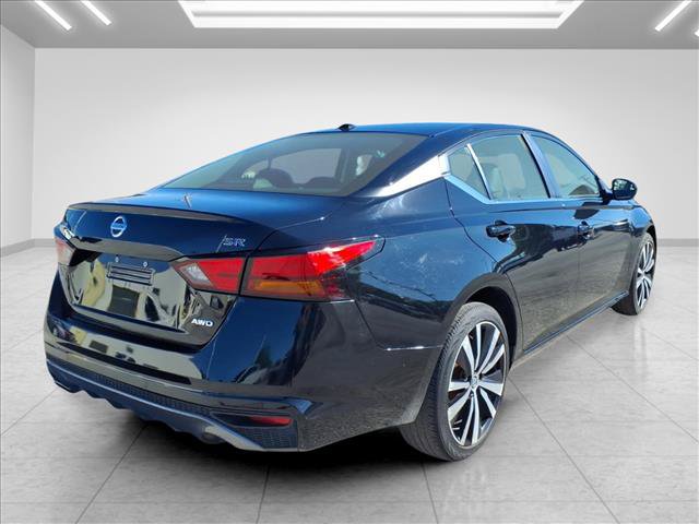 Used 2022 Nissan Altima 2.5 SR AWD/4WD image 10
