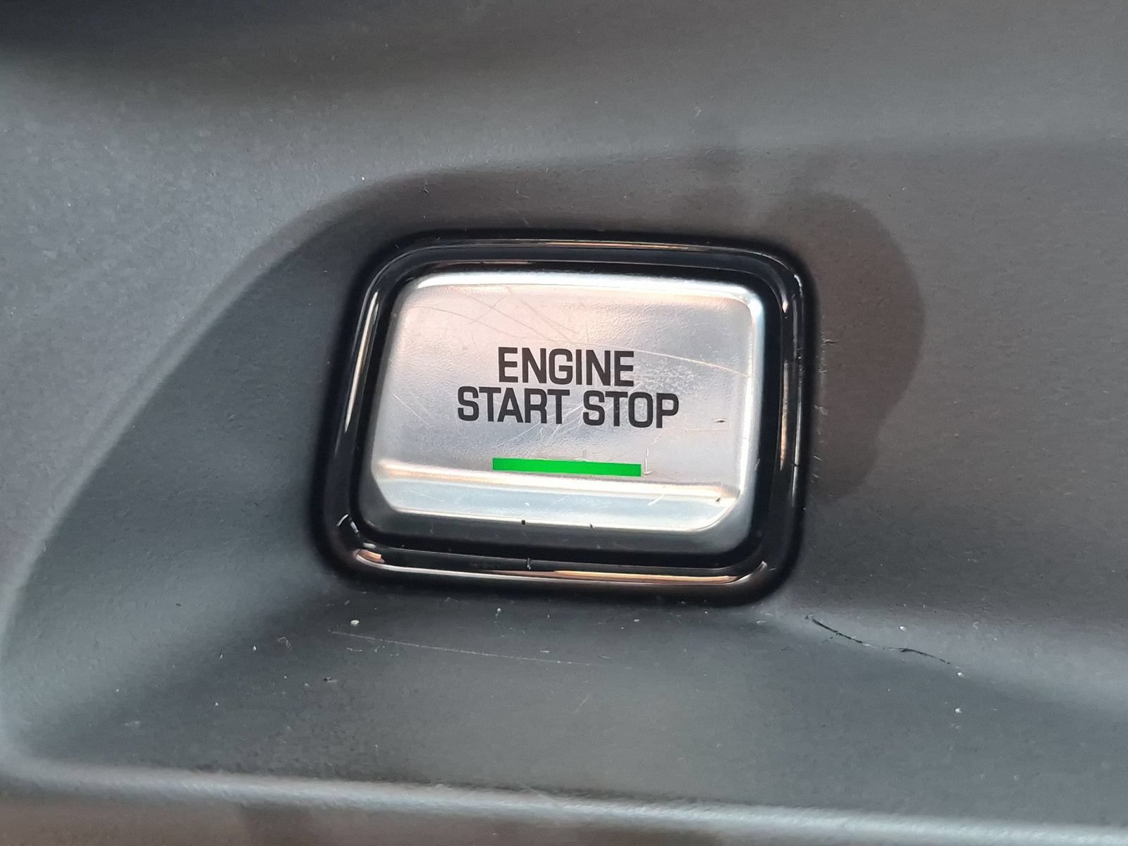 Used 2018 Chevrolet Camaro ZL1 RWD image 18