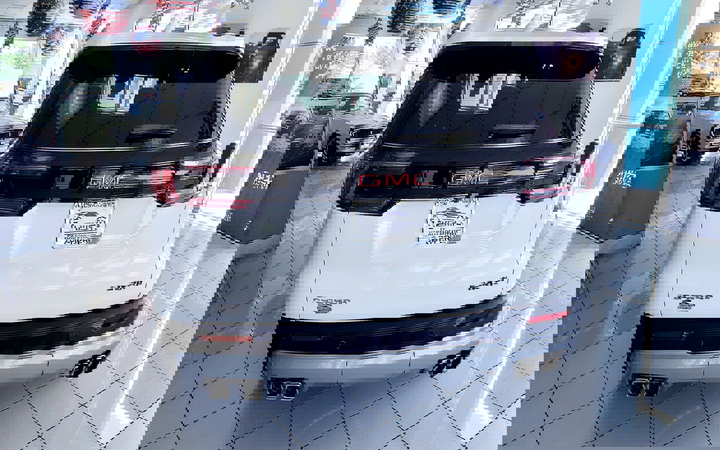 New 2025 GMC Acadia Elevation w/ Elevation Premium Package image 6