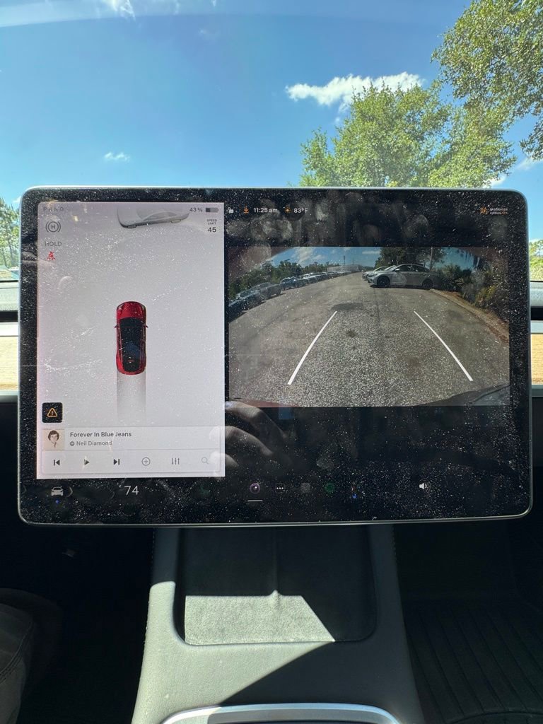 Used 2021 Tesla Model Y Long Range image 28