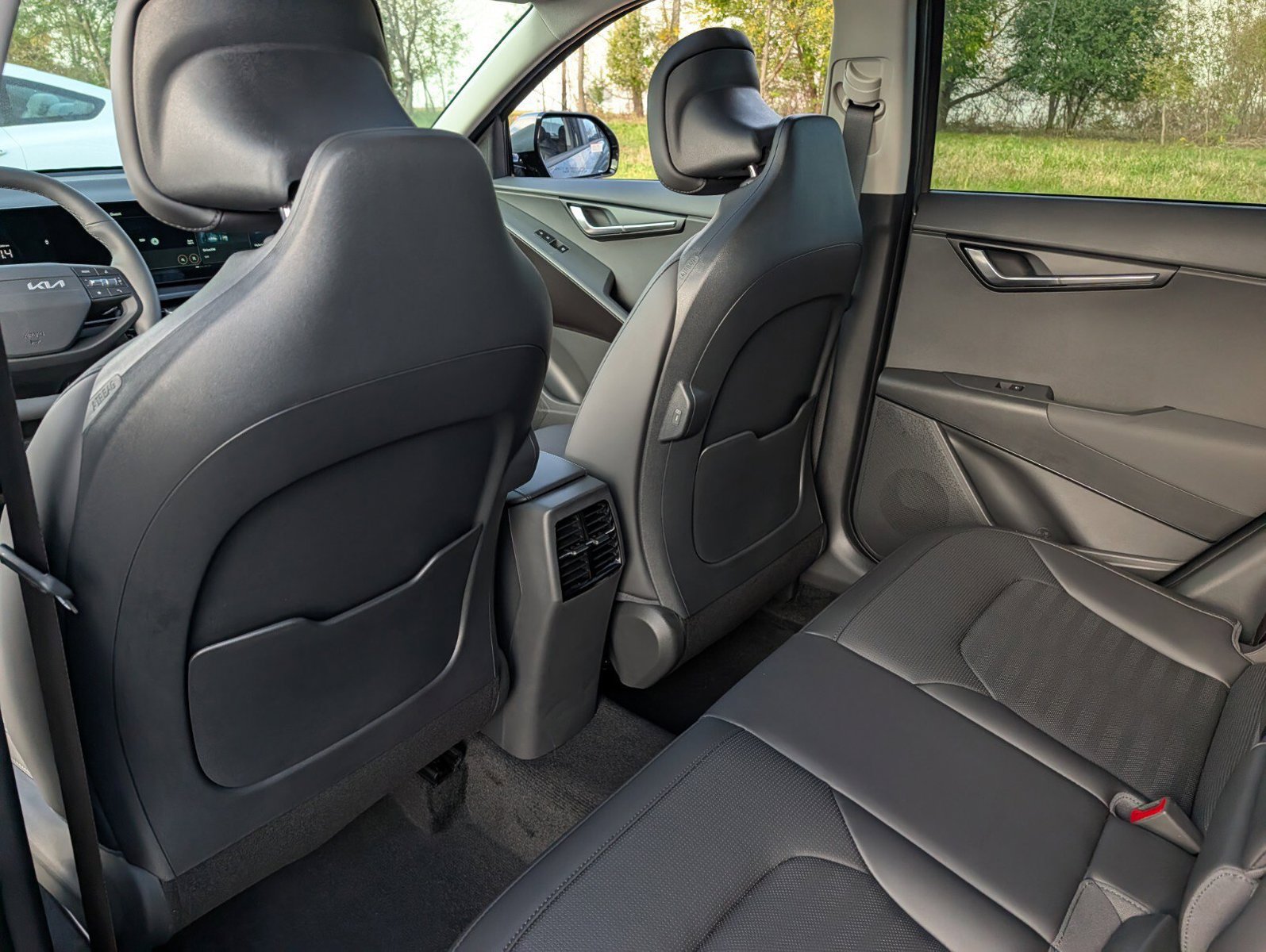 New 2027 Kia Niro FWD image 27