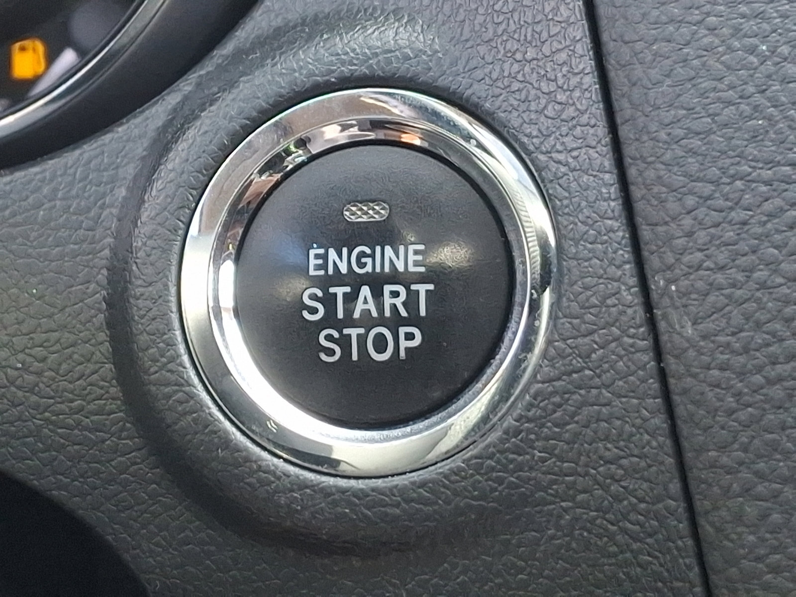 Used 2018 Subaru Outback 3.6R Touring image 25