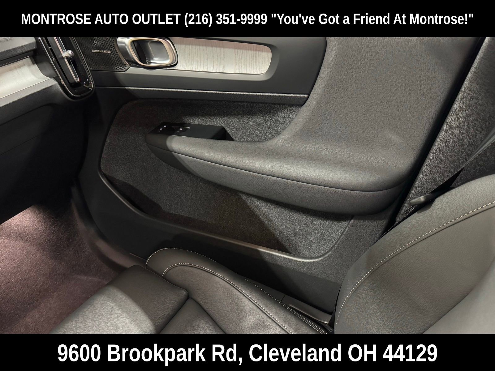 New 2026 Volvo XC40 B5 Plus w/ Protection Package Premier image 37