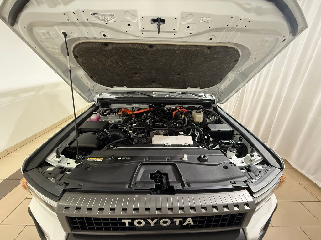 New 2025 Toyota Land Cruiser image 11