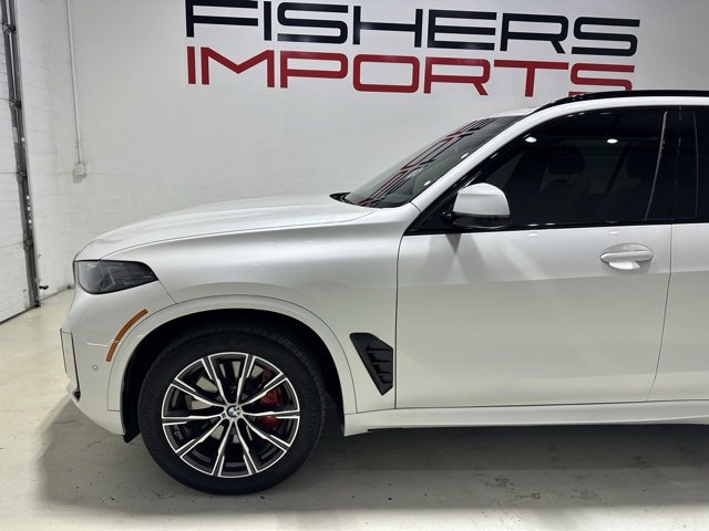 Used 2025 BMW X5 xDrive40i w/ M Sport Package image 5