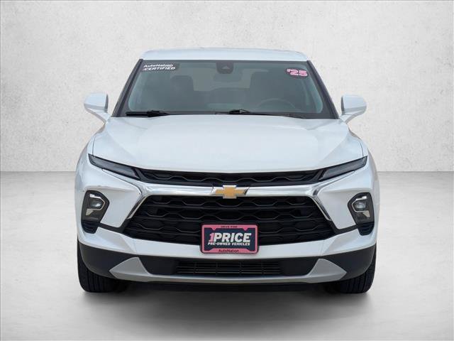 Used 2025 Chevrolet Blazer LT AWD/4WD image 2