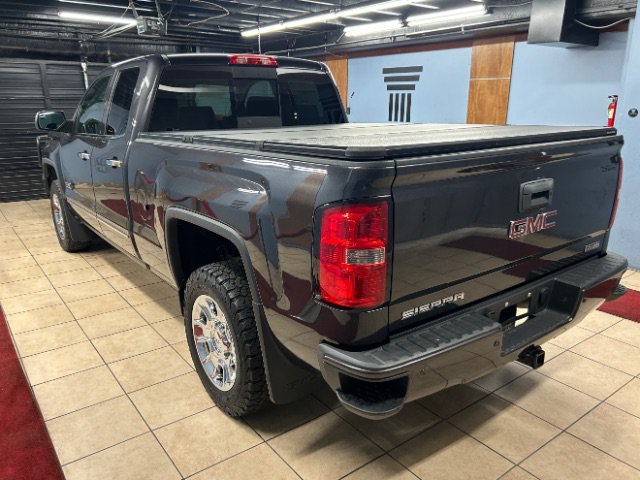 Used 2015 GMC Sierra 1500 SLT w/ All-Terrain Package AWD/4WD image 3